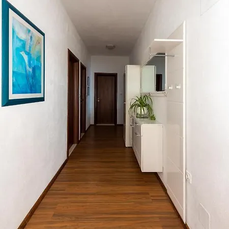 Vecchia Donna Lejlighed