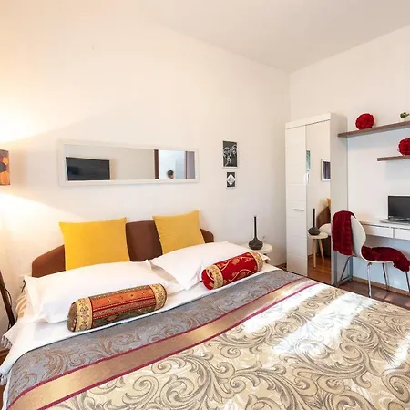 Vecchia Donna Lejlighed *