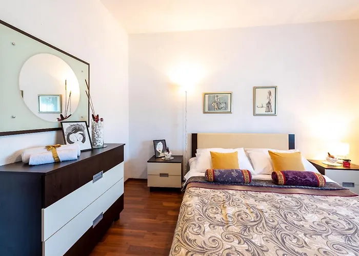 Vecchia Donna * Kaštela